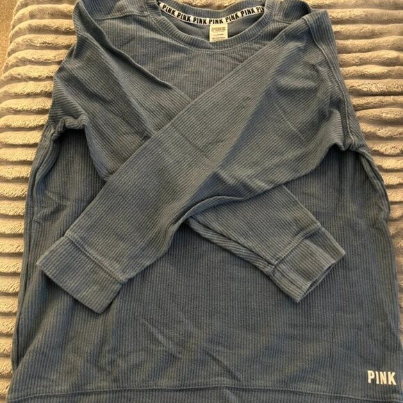 PINK, long sleeve crewneck, size L; blue - Picture 1 of 1